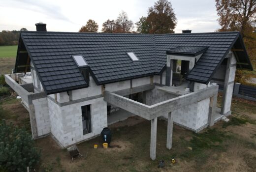 Blachodachówka Blachotrapez Estima – Trwałość i Estetyka na Lata