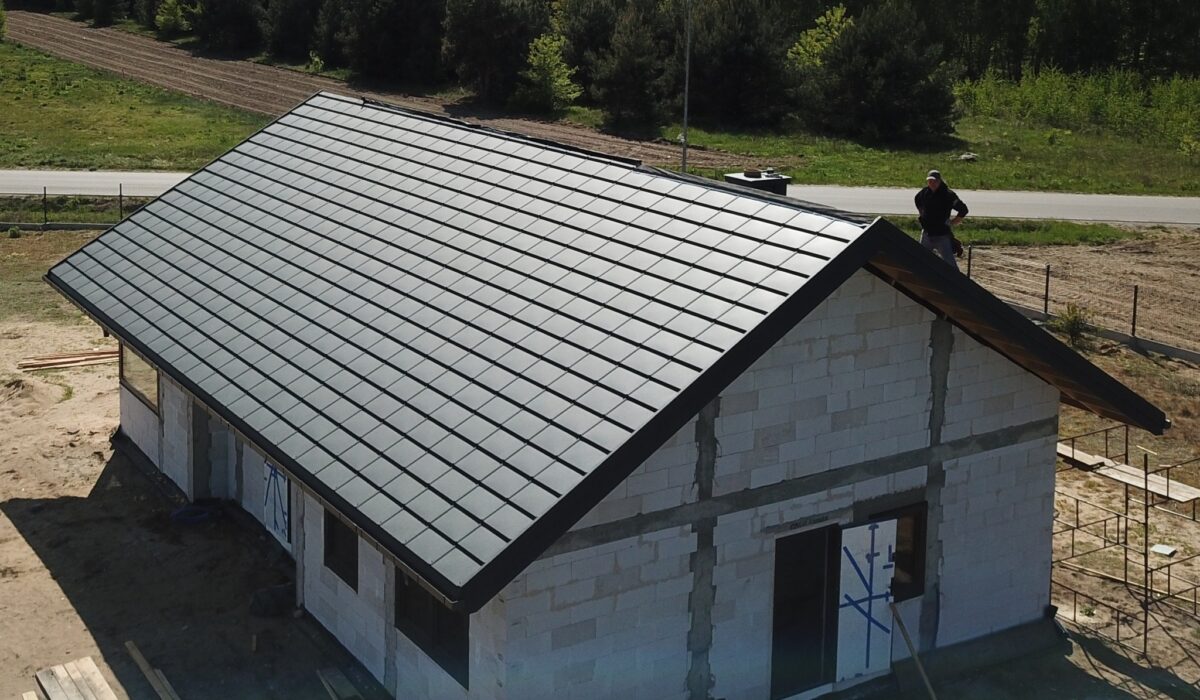 Blachotrapez Kuga Line – Minimalizm i Elegancja w Każdym Detalu