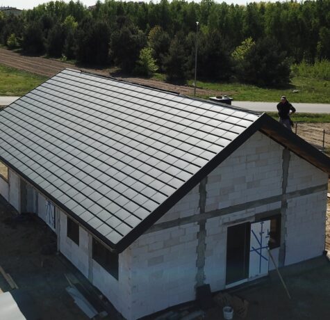 Blachotrapez Kuga Line – Minimalizm i Elegancja w Każdym Detalu