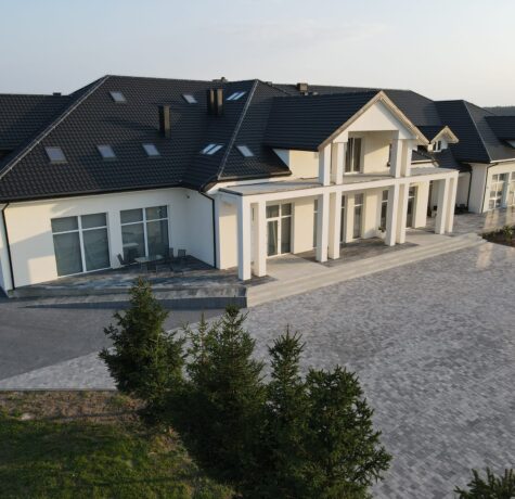 Realizacja Domu Weselnego z Blachodachówką Blachotrapez Germania