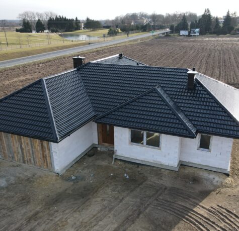 Polmar Dachy Realizacja blachodachówki Blachotrapez German w powłoce Superior HB