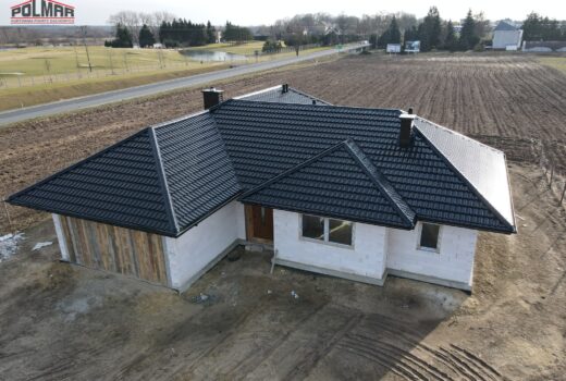 Polmar Dachy Realizacja blachodachówki Blachotrapez German w powłoce Superior HB