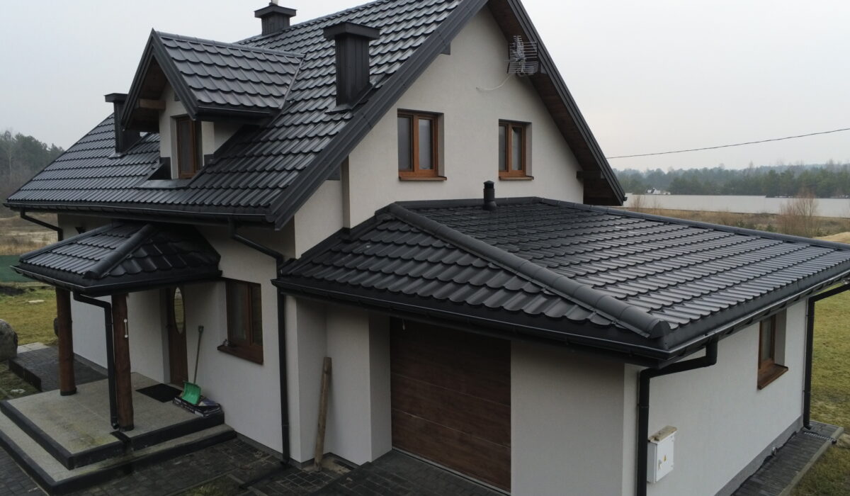 Realizacja Blachodachówki Blachotrapez Talia Polmar Dachy