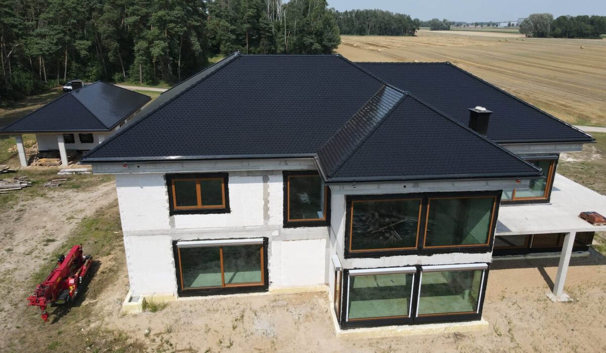 Dachówka Ceramiczna Braas Opal Czarny Błyszczący Glazura